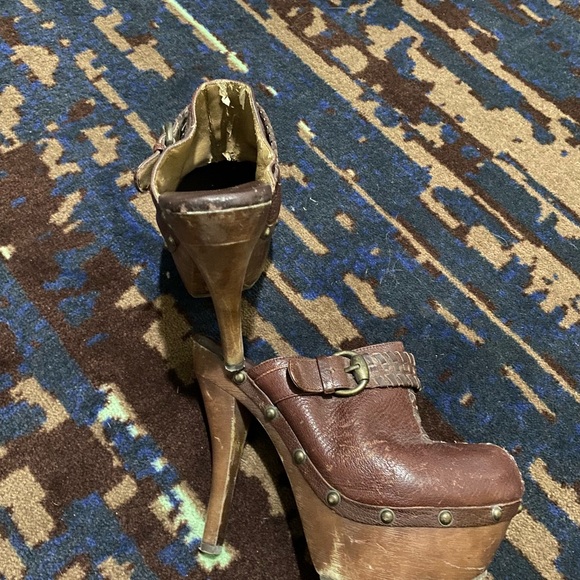 Jessica Simpson clogs - Picture 3 of 5